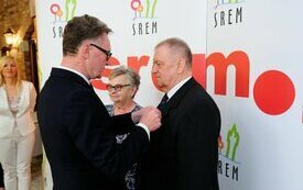 Burmistrz Śremu uhonorował małżeństwa medalami Za Długoletnie Pożycie Małżeńskie