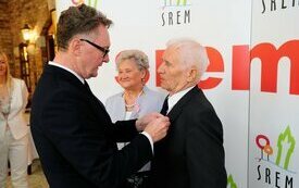 Burmistrz Śremu uhonorował małżeństwa medalami Za Długoletnie Pożycie Małżeńskie