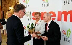 Burmistrz Śremu uhonorował małżeństwa medalami Za Długoletnie Pożycie Małżeńskie