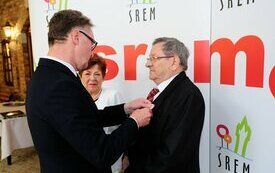 Burmistrz Śremu uhonorował małżeństwa medalami Za Długoletnie Pożycie Małżeńskie