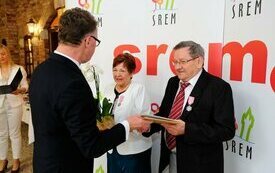 Burmistrz Śremu uhonorował małżeństwa medalami Za Długoletnie Pożycie Małżeńskie