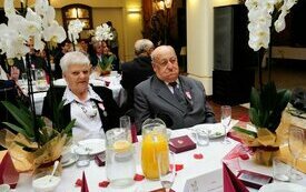Burmistrz Śremu uhonorował małżeństwa medalami Za Długoletnie Pożycie Małżeńskie
