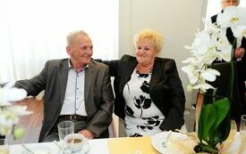 Burmistrz Śremu uhonorował małżeństwa medalami Za Długoletnie Pożycie Małżeńskie
