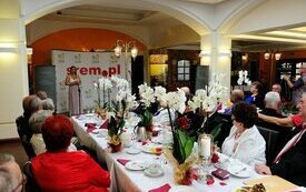 Burmistrz Śremu uhonorował małżeństwa medalami Za Długoletnie Pożycie Małżeńskie