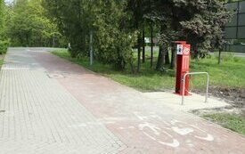 Nowe samoobsługowe stacje naprawy rower&oacute;w w Śremie