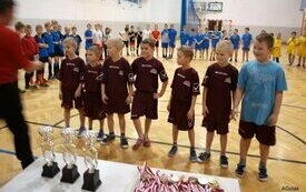 ​Gwiazdkowy Turniej Piłki Nożnej klas IV i młodszych