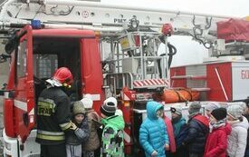Ćwiczenia przeciwpożarowe w plac&oacute;wkach oświatowych