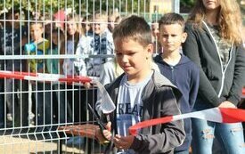 Otwarcie boiska wielofunkcyjnego przy Szkole Podstawowej nr 4 w Śremie