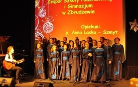 IV Gminny Festiwal "Śpiewam bo lubię"
