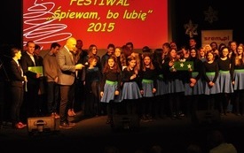 IV Gminny Festiwal "Śpiewam bo lubię"