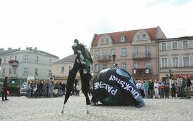 Happening ekologiczny &bdquo;Kochasz Dzieci &ndash; Nie Pal Śmieci&rdquo;
