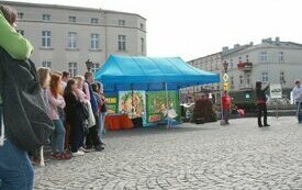 Happening ekologiczny &bdquo;Kochasz Dzieci &ndash; Nie Pal Śmieci&rdquo;