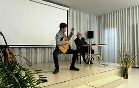 12 (Duży)