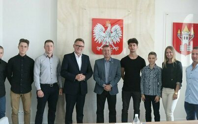 Zdjęcie do Burmistrz Śremu spotkał się taekwondzistami