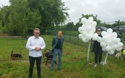 Zdjęcie do Nowy wybieg dla ps&oacute;w nad Jeziorem Grzymisławskim.