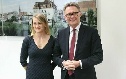 Zdjęcie do ​Burmistrz Śremu pogratulował Patrycji Wyciszkiewicz