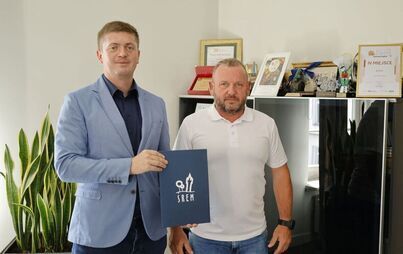 Zdjęcie do Podpisano umowę na modernizację Domu Przedpogrzebowego