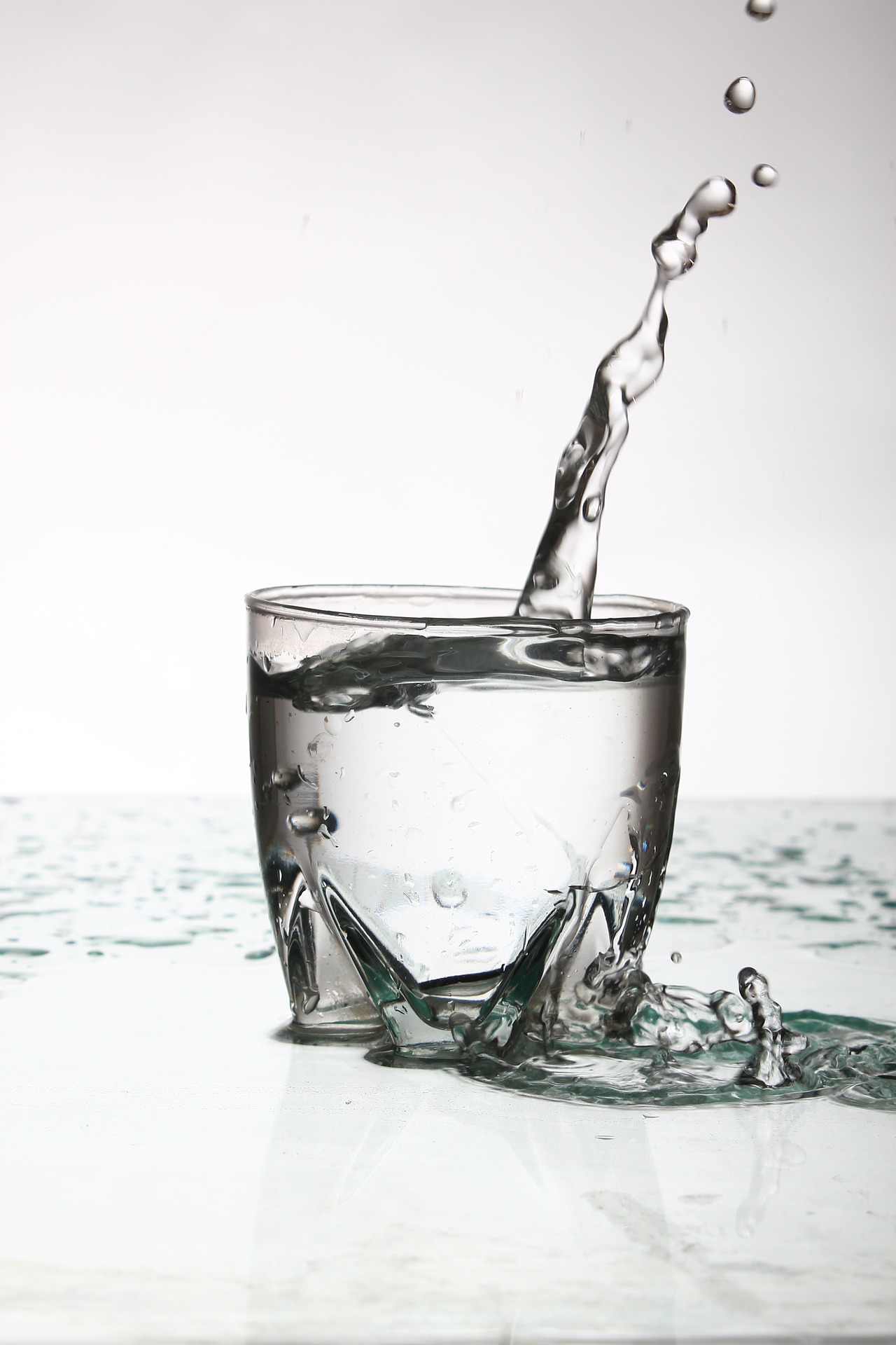 water-freeze-1263493_1920.jpg